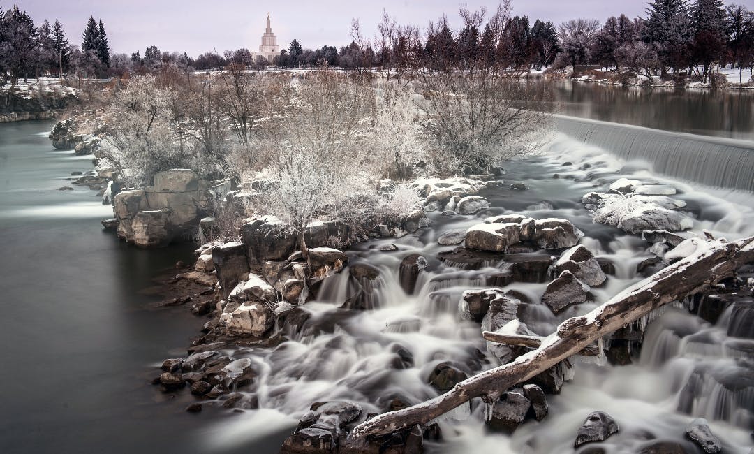 wintery scene of the Waterfalls in Idaho Falls Idaho.